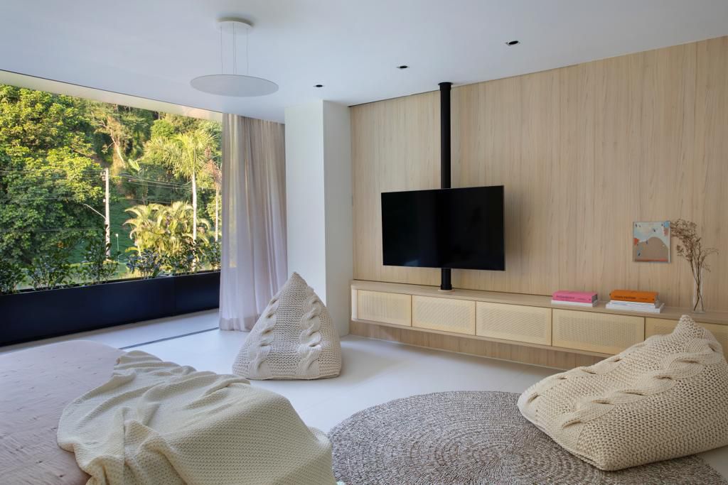 Suíte com sala de TV